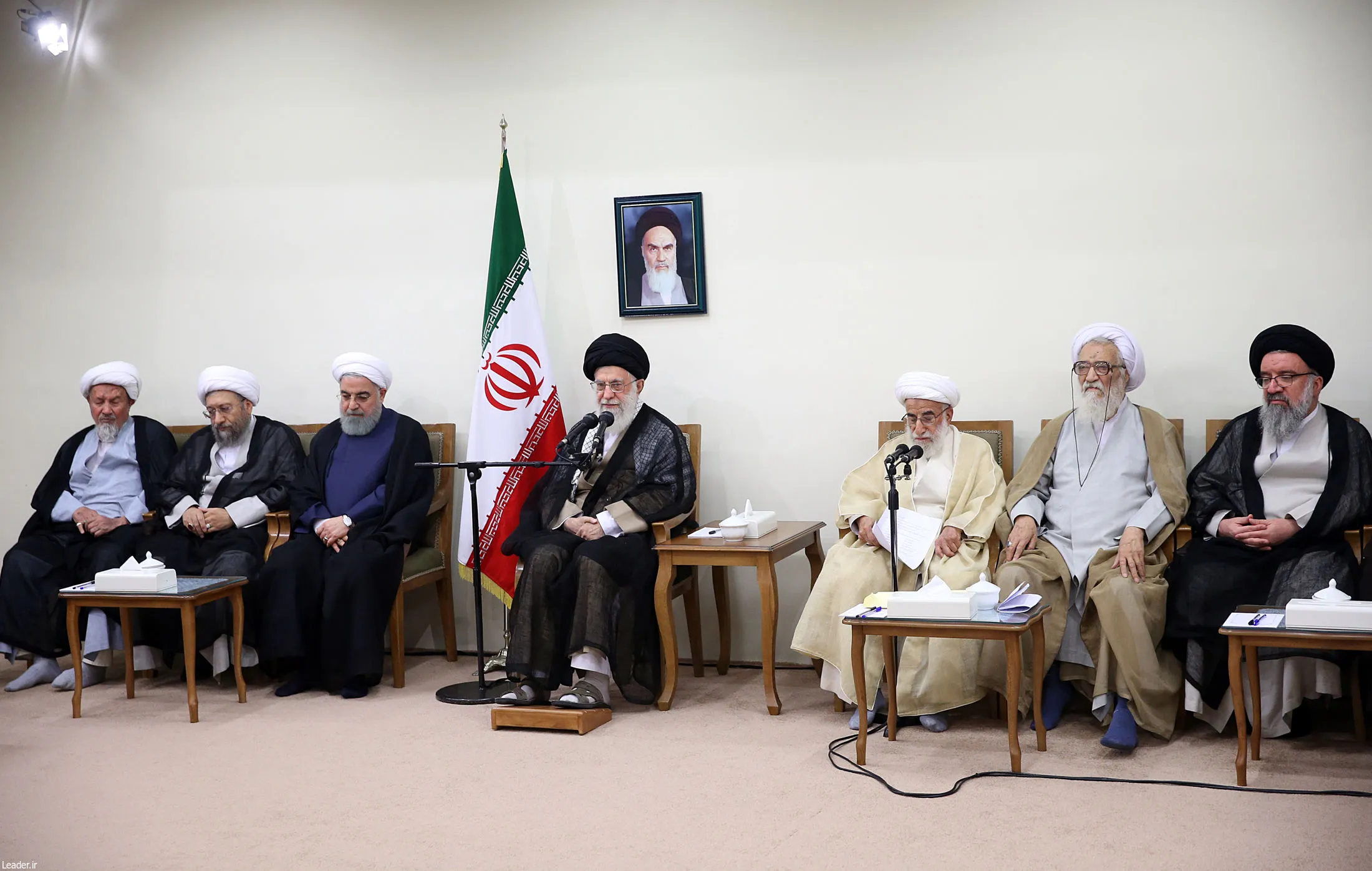 امام خامنه ای