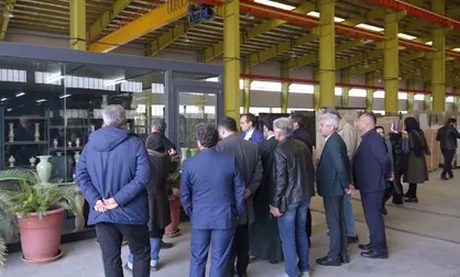 برطرف شدن نیاز&zwnj;های فن&zwnj;آورانه در ارتباط نظام&zwnj;مند صنعت با دانشگاه/ حل کوتاه&zwnj;مدت مشکلات روزمره با فن&zwnj;آوری&zwnj;هایی، چون هوش مصنوعی