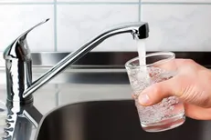 کیفیت آب شرب قم سال آینده کاهش می‌یابد / ناچاریم از چاه‌های کم‌کیفیت داخل استان استفاده کنیم