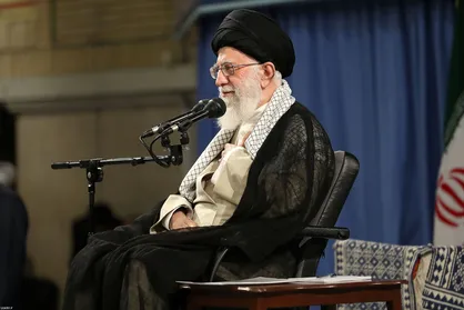 زمینه روی کار آمدن دولت جوان و حزب&zwnj;اللهی را فراهم کنید تا غصه&zwnj;ها تمام شود / خودجوش و خودکار باشید / تشکل&zwnj;های دانشجویی در دو سال اخیر کار&zwnj;های خوبی کردند