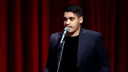 محکم بر فرق فساد شمشیر بزنید
