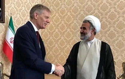 سفیر انگلیس: جلسه خوب و مفصلی با ذوالنور داشتم