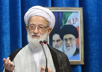 تاکید رهبرانقلاب بر مقاومت ادامه راه امام خمینی (ره) است / وزارت اقتصاد به موضوع مالیات رسیدگی کند