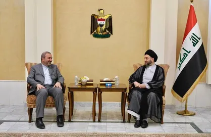 حکیم در دیدار سفیر ایران بر تقویت روابط بغداد و تهران تاکید کرد