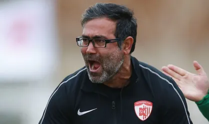 هادی مهدوی کیا به نمایندگی از برادرش وارد فدراسیون فوتبال شد