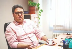صلواتی: نخبگان و فارغ‌التحصیلان به دنبال اثرگذاری و اثربخشی در کشور هستند نه مسائل مالی!