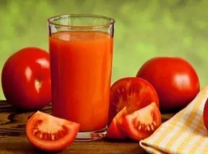 آب گوجه فرنگی در کاهش کلسترول موثر است