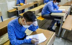 استفاده از ماسک در دانش‌آموزان و معلمان در حد «قابل قبول» نیست / کلاس‌های حضوری فوق‌العاده باید لغو شوند