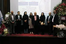 کسب رتبه نخست محقق پژوهشکده سرطان معتمد در جشنواره تحقیقات برتر «سلول درمانی و سلول‌های بنیادی خونساز»