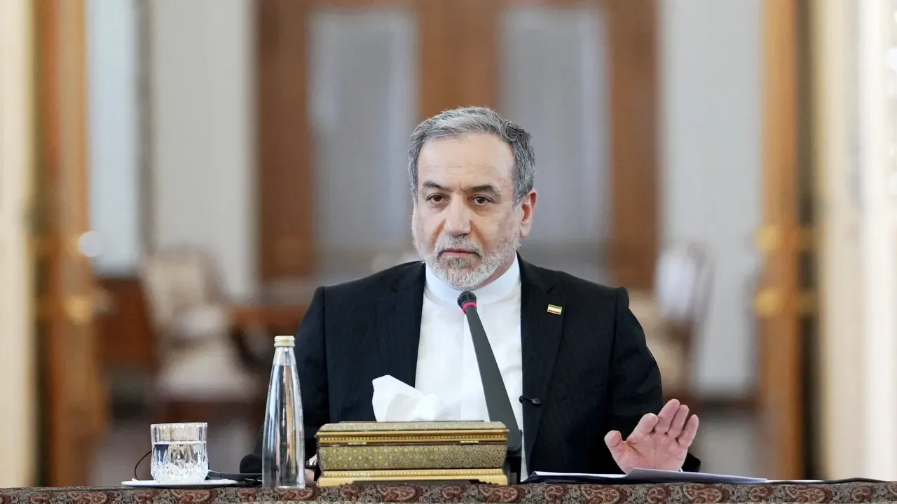 طرح هفت‌ماده‌ای ایران از طریق واسطه قطری به آمریکا منتقل شد / شروطی از سوی رهبر معظم انقلاب مطرح شده که اجرای آنها برای بازگشایی تنگه هرمز ضروری است