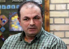زاوه: اگر قصد شکستن انحصار دارید صدور هر گونه مجوز را لغو کنید / آقای رزم حسینی فقط شعار می‌دهد