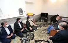 حضور رئیس‌جمهور در منزل دو شهید دوران دفاع مقدس