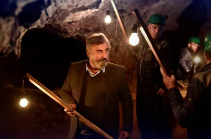 پایان فیلمبرداری فیلم سینمایی &laquo;آبی روشن&raquo;/ اولین تصویر از مهران احمدی