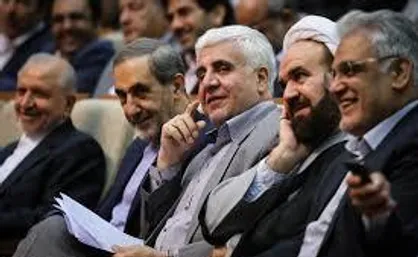 حذف ۲۸۰۰ رشته&zwnj;محل دانشگاه آزاد، تصمیمی سیاسی و غیر&zwnj;دلسوزانه بود