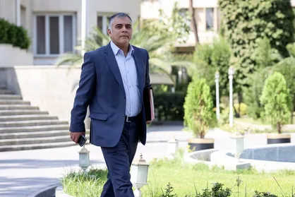 وزیر نفت: تاریخ دقیق اجرایی شدن نرخ سوم بنزین مشخص نیست + فیلم