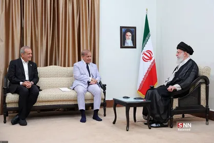دیدار نخست وزیر پاکستان با رهبر انقلاب اسلامی