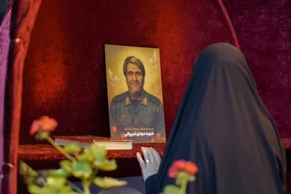 صحبت&zwnj;های سرهنگ دوم پاسدار شهید مهدی شیروانی ساعاتی قبل از شهادت در کنار لانچر پرتاب موشک + فیلم