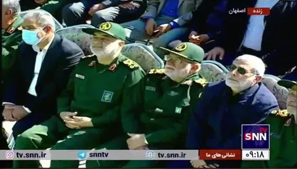 حضور سرلشکر سلامی و سردار قاآنی در مراسم تشییع شهید زاهدی