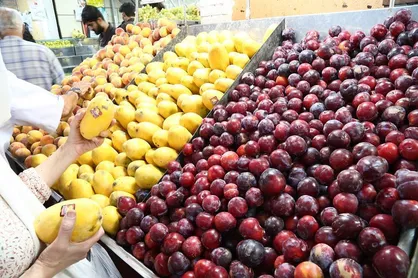 قیمت انواع میوه در میادین و بازار&zwnj;های میوه و تره بار اعلام شد