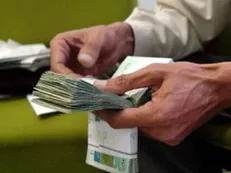 مالیات بر درآمد کارکنان در لایحه بودجه ۹۷ محاسبه شد
