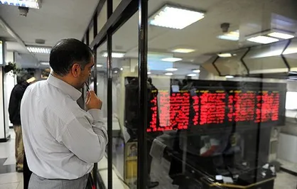 تاثیر نوسانات نرخ دلار بر بازار سرمایه بررسی شد