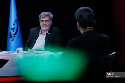 کوچک&zwnj;زاده: حرف&zwnj;های روحانی اعتبار ندارد / مقصر اصلی حادثه هواپیمای اوکراینی روحانی بود