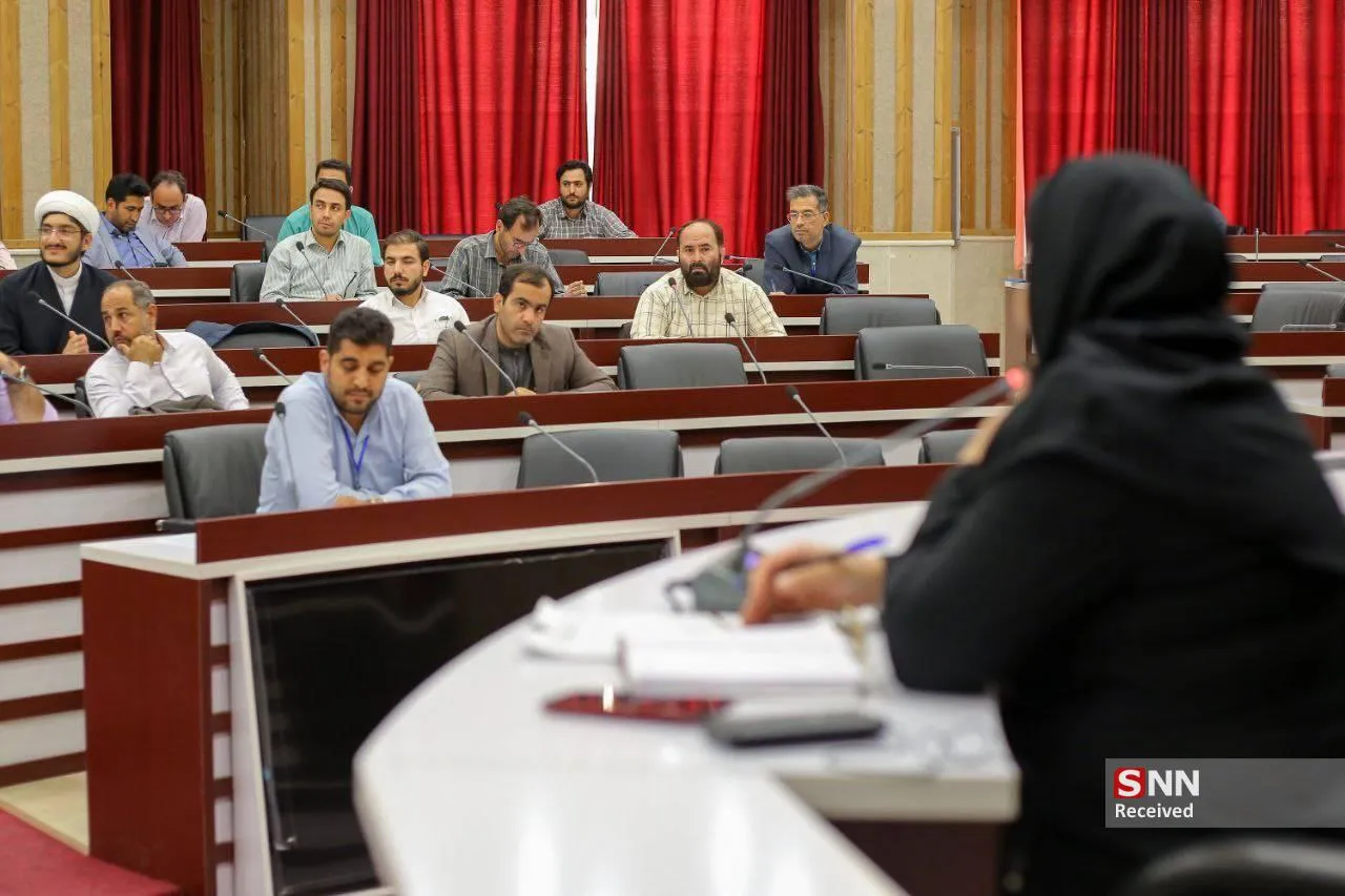 نشریات دانشگاهی