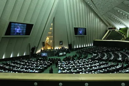 نشست غیرعلنی مجلس برای استماع گزارش شورای عالی فضای مجازی آغاز شد