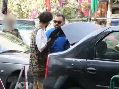 بهت پول میدم ولی ماشین منو نگرد!