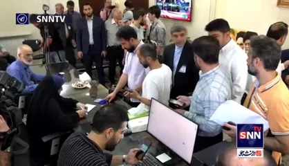 ایرانیان ساکن دمشق با حضور در سفارت ایران رای خود را برای مشارکت در چهاردهمین دوره انتخابات ریاست جمهوری به صندوق انداختند