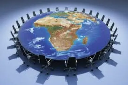 پرستیژ و اعتبار ملی با پشتیبانی عناصر قدرت و ایدئولوژی
