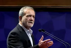 پزشکیان: روی گنج خوابیده ایم اما مقصر هستیم که نتوانستیم از امکانات خود درست استفاده کنیم / روی طلا خوابیدیم اما مردم گرسنه هستند + فیلم