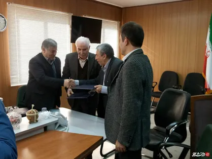 قرارداد همکاری دانشگاه تفرش و اتاق بازرگانی استان مرکزی منقعد شد