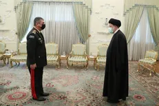 رئیس جمهور: روابط تهران و باکو بر پایه عقیده و باور مردم دو کشور به مبانی دینی مشترک استوار است/ آمادگی داریم توانمندی‌های فنی و مهندسی خود را در اختیار برادران آذربایجانی قرار دهیم