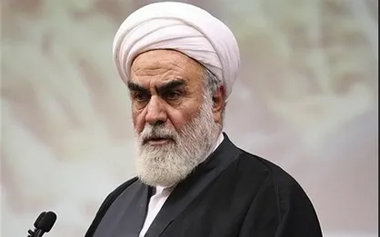 مردم در کمک&zwnj;رسانی به سیل&zwnj;زدگان پاسخ ابلهان آمریکایی را دادند/ ملت ایران پشت سر رهبری هستند
