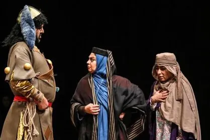 اجرای &laquo;در و گبر و یک قرص نان&raquo; در تالار چهارسو آغاز شد