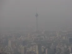 مدارس و دانشگاه‌های تهران فردا تعطیل شد / زوج و فرد از درب منازل اجرا می‌شود