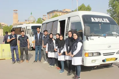 گروه جهادی سلامت دانشگاه آزاد در مناطق سیل&zwnj;زده خوزستان خدمت&zwnj;رسانی می&zwnj;کند