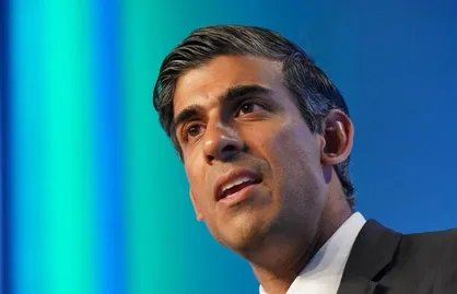 واکنش نخست وزیر انگلیس به اعدام اکبری: &laquo;شوکه شدم!&raquo;
