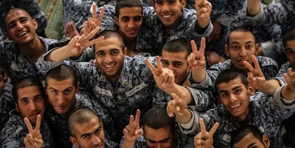 جانشین فرمانده ناجا: سلامتی سربازان بسیار مهم است/سربازخانه&zwnj;ها ضدعفونی شده اند