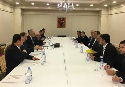 دیدار جابری انصاری و بشار الجعفری درباره تبادل بازداشتیان و اجساد