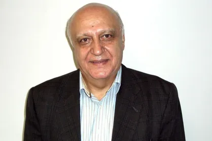 مبارزه با فساد اولین گام تحقق شعار سال است/ تولید دانش بنیان مستلزم حفظ نخبگان
