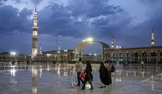 حال و هوای مسجد جمکران در میلاد منجی عالم بشریت