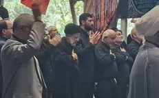حضور رئیسی در اجتماع عزاداران حسینی در نماز جمعه