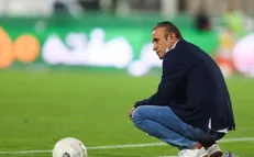 ارتباط‌گیری عجیب مربیان پرسپولیس با یحیی گل محمدی هنگام بازی + عکس