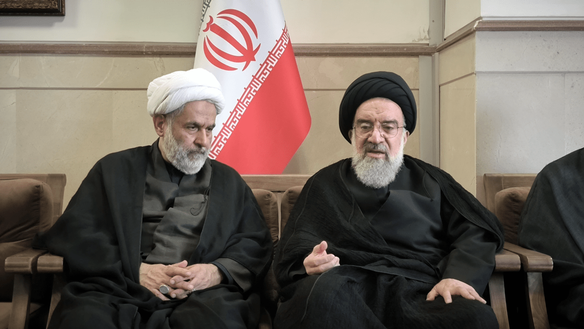 حجت الاسلام طائب: تنگه هرمز تحت کنترل و مدیریت ایران است حجت الاسلام طائب: تنگه هرمز تحت کنترل و مدیریت ایران است