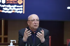 خیّرین با ورود به بحث بورسیه کردن دانشجویان مستعد اقدامات نیک خود را افزایش دهند