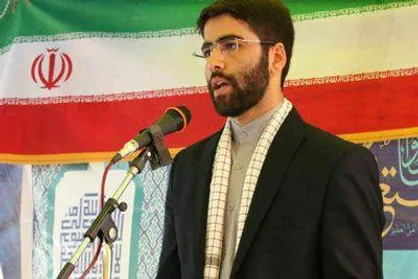 عده&zwnj;ای به عنوان سرباز و مدافع آمریکا و اسرائیل در دانشگاه حضور پیدا کرده&zwnj;اند!