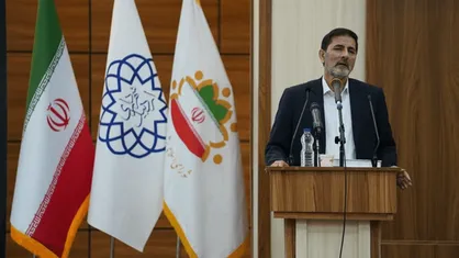 المان مقدس اردبیلی و شاه اسماعیل صفوی در شهر اردبیل نصب می&zwnj;شود