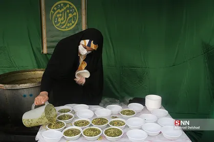نهمین اطعام کریمانه مسجد وحدت